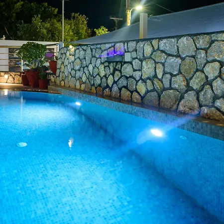 Akis Hotel Kamari (Santorini)